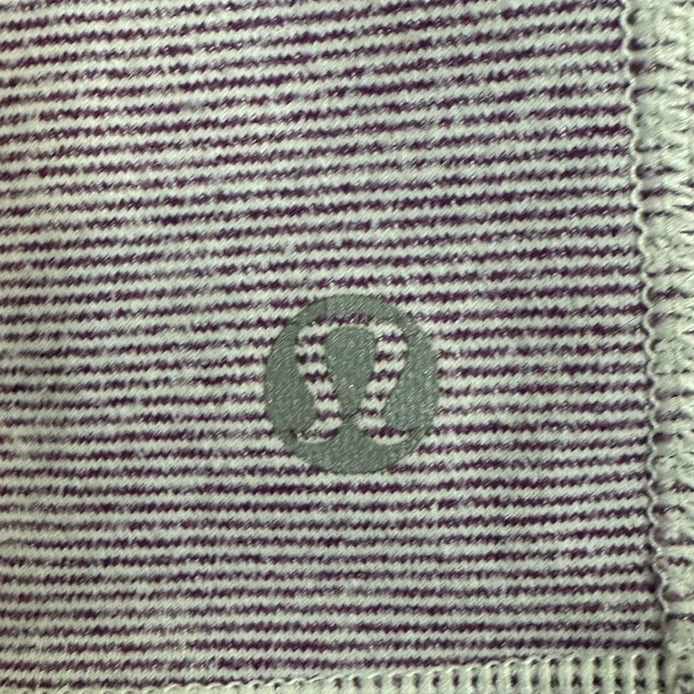 Lululemon Define Jacket Size 4 Purple Gray Full Zip Hooded Thumbholes - Picture 7 of 7